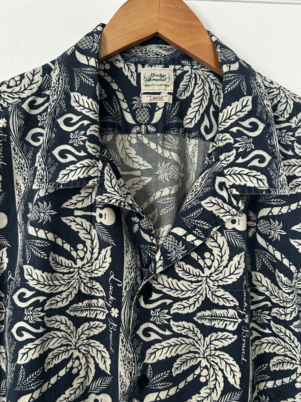 Lucky Brand Men’s Size L Short Sleeve Vintage Button Down Hawaiian Shirt